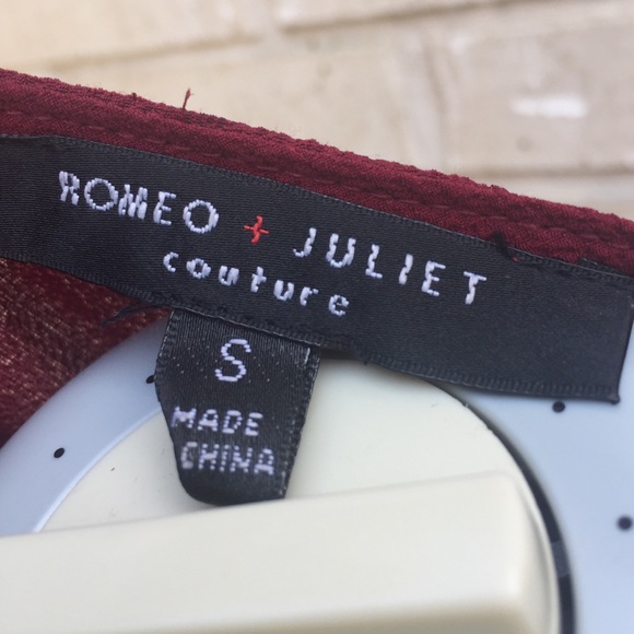 Romeo and Juliet Couture Maxi Dress - Picture 8 of 8